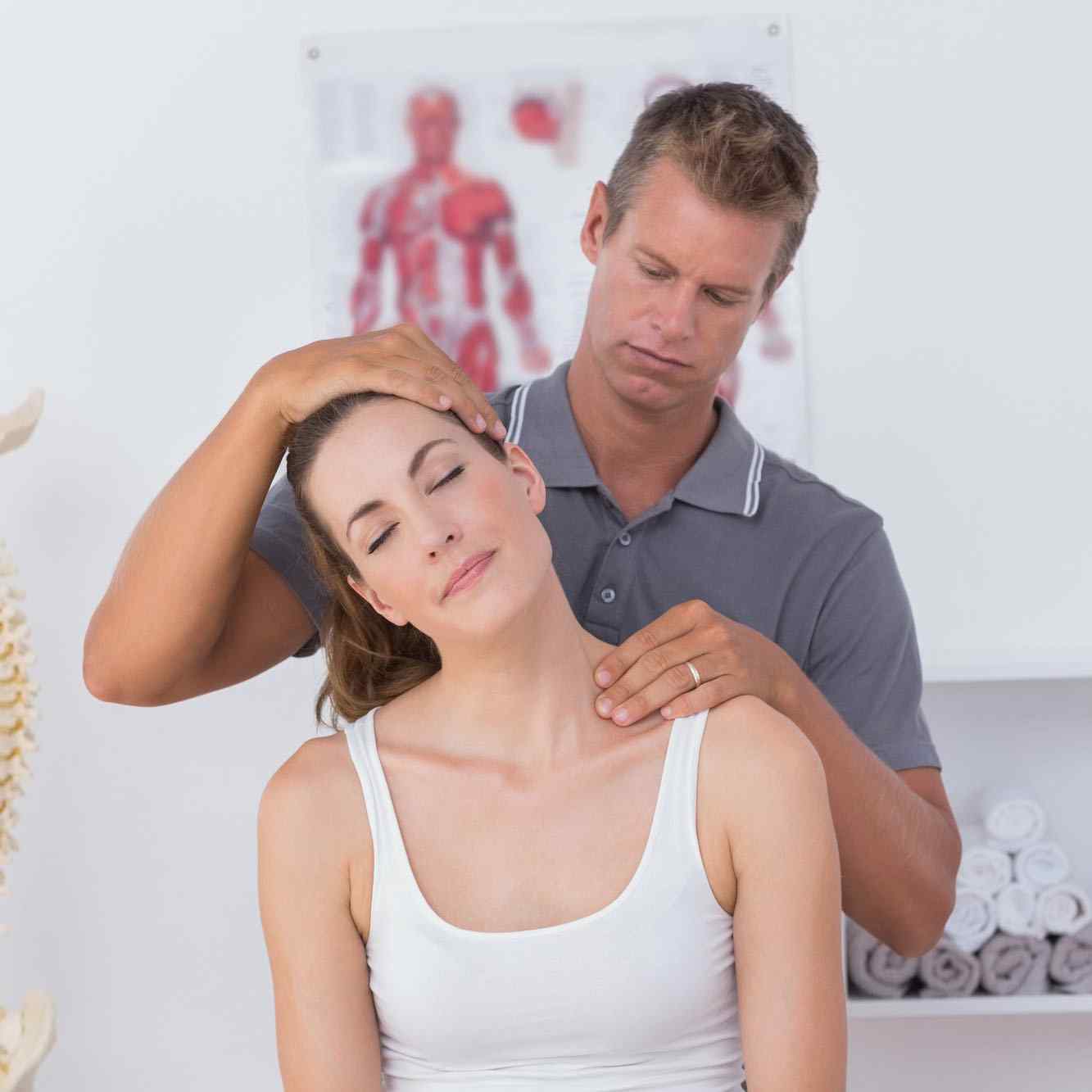 https://adeptmedicalcare.com/wp-content/uploads/2015/12/kiroprakticar.jpg